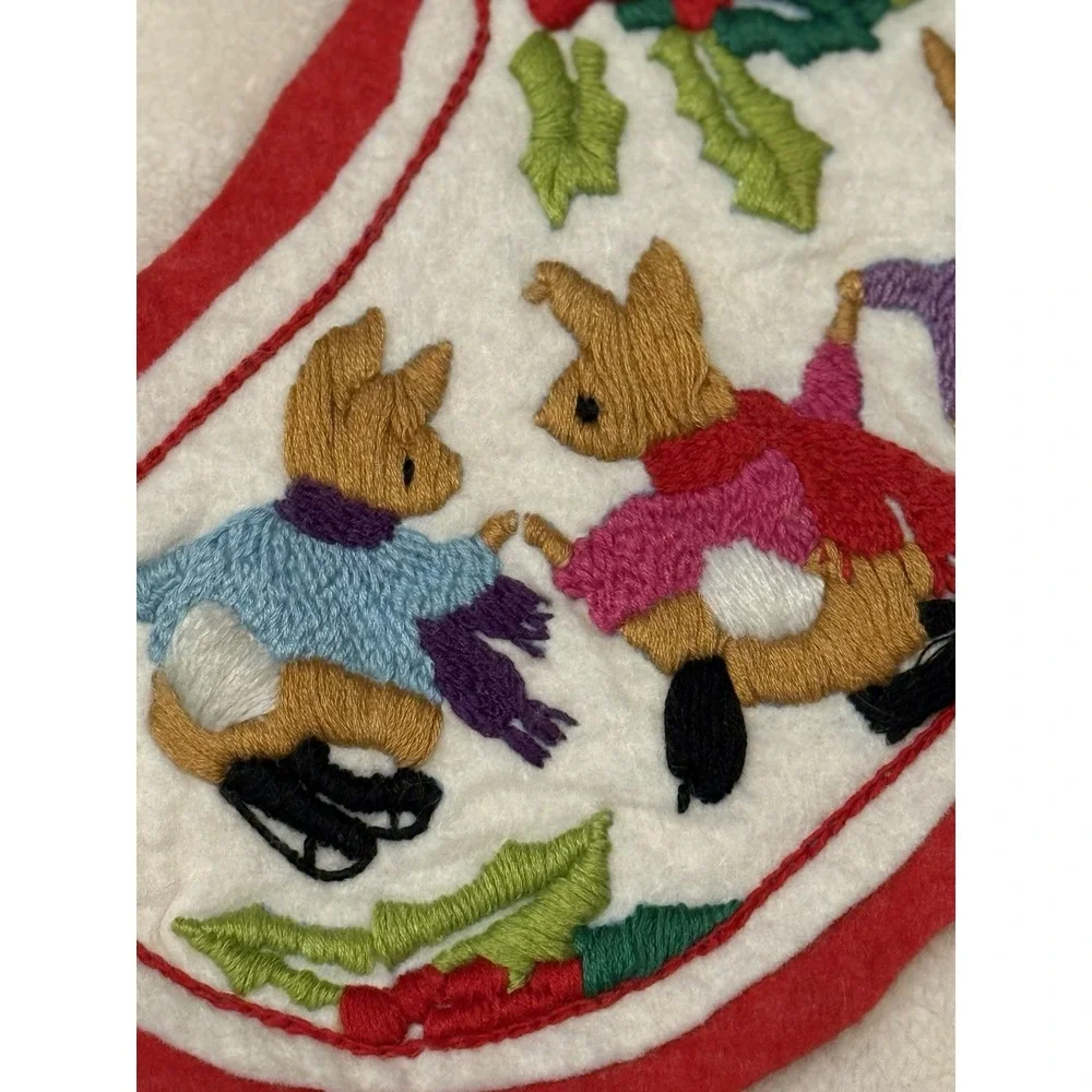 VTG‎ Columbia Minerva SKATING BUNNIES Crewel Felt Christmas Stocking FINISHED
